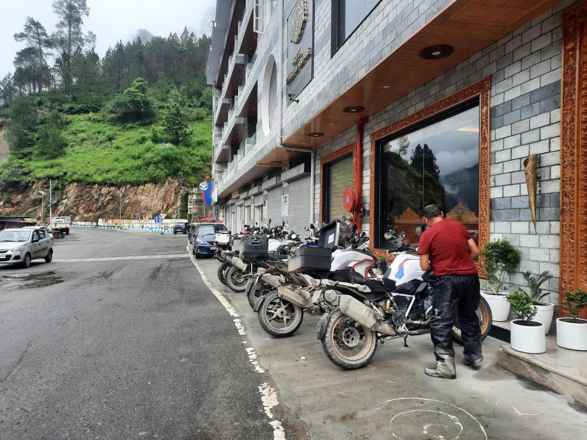 Hotel Himalayan Heritage Sarāhan Dış mekan fotoğraf